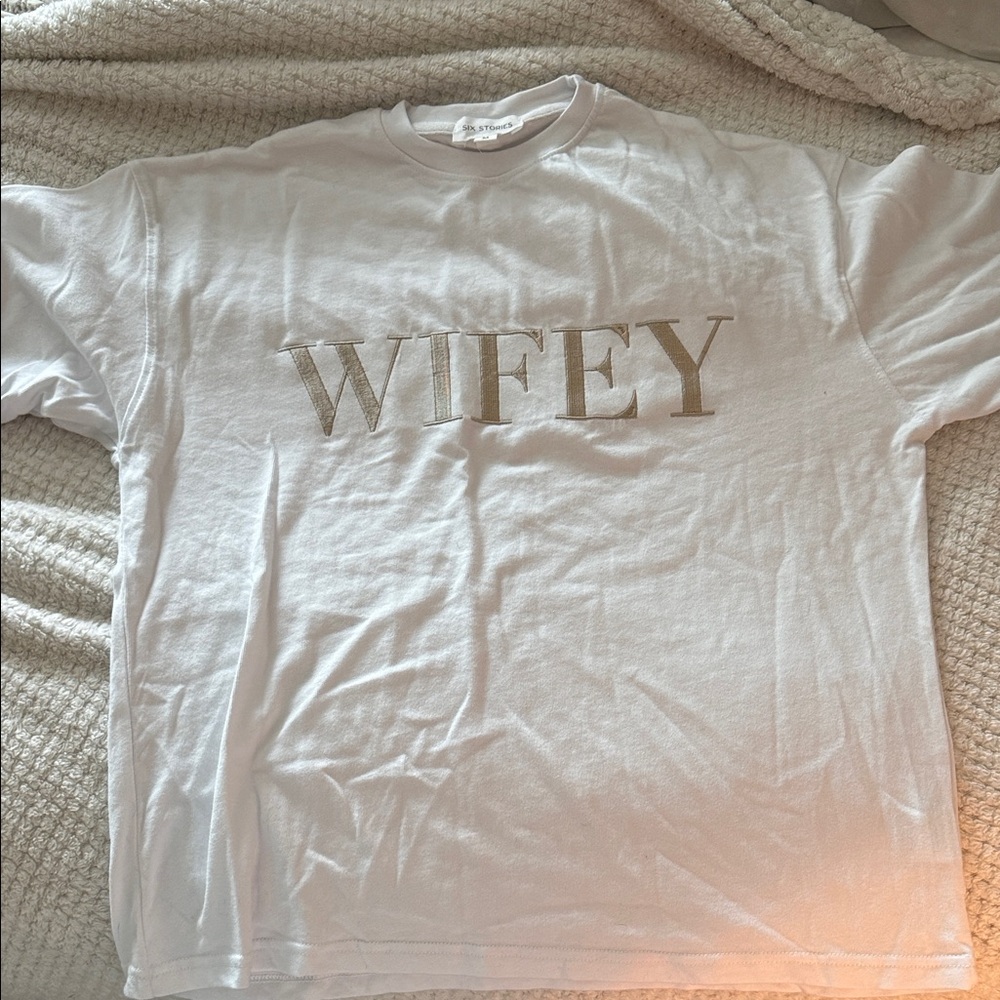 White 'Wifey' T-Shirt